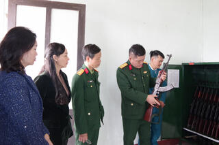 <a href="/quoc-phong-quan-su" title="QUÂN SỰ - QUỐC PHÒNG" rel="dofollow">Quân sự -  Quốc phòng</a>