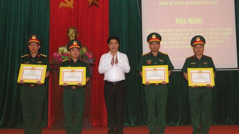 Đảng bộ Quân sự huyện Phú Vang Sơ kết 5 năm xây dựng Chi bộ "3 tốt, 3 không"