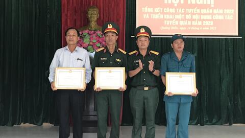 Quảng Điền tổng kết công tác tuyển chọn và gọi công dân nhập ngũ năm 2022.