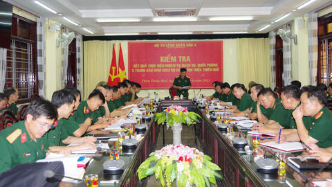Bộ Tư lệnh Quân khu 4 Kiểm tra toàn diện LLVT tỉnh Thừa Thiên Huế