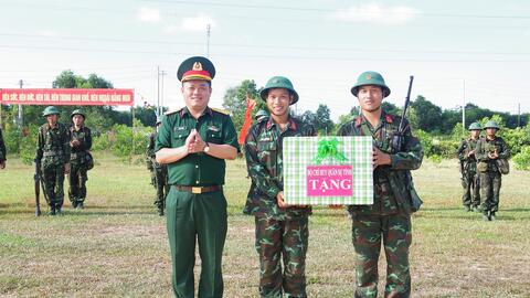 Trung đoàn 6 - Bộ CHQS tỉnh Diễn tập chiến thuật có bắn  cấp Trung đội năm 2023