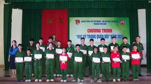 43 Chiến sĩ nhí hoàn thành chương trình học kỳ Quân đội năm 2025