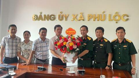 Đảng ủy, Ban chỉ huy PTKV 3 - Phú Lộc chúc mừng Đảng ủy, Uỷ ban Nhân dân, Ban CHQS các xã mới thành lập trên địa bàn