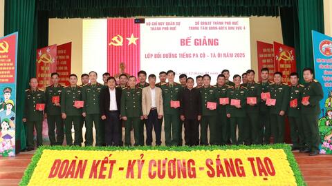 Bộ CHQS thành phố Bế giảng lớp bồi dưỡng tiếng Pa Cô – Tà Ôi năm 2025