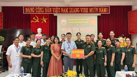 Ấm áp chương trình “trao yêu thương” đến bệnh nhân tại bệnh viện tâm thần Thành phố Huế