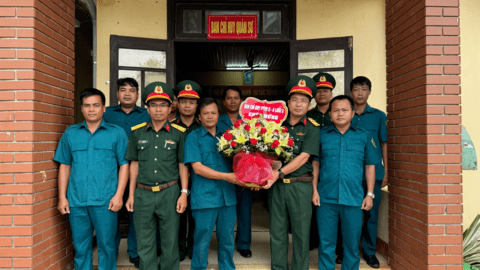Đảng ủy, Ban CHPT Khu vực 2 - A Lưới 2 thăm hỏi động viên các Ban CHQS xã trên địa bàn