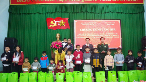 Ban Chỉ huy PTKV 2 - A Lưới tổ chức nhiều hoạt động thiết thực chào mừng kỷ niệm 81 năm Ngày thành lập Quân đội nhân dân Việt Nam