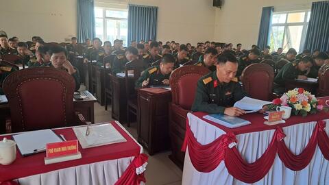 Ban Chỉ huy phòng thủ khu vực 1 - Hương Trà tổ chức rút kinh nghiệm huấn luyện, xây dựng chính quy, quản lý kỷ luật tháng đầu huấn luyện năm 2026 và hoạt động quân sự địa phương khi thực hiện hệ thống chính quyền địa phương 2 cấp