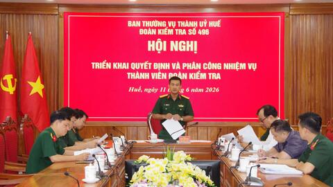 Đoàn kiểm tra 496 triển khai quyết định và phân công nhiệm vụ thành viên đoàn kiểm tra tại Ban thường vụ Đảng uỷ xã Phú Lộc
