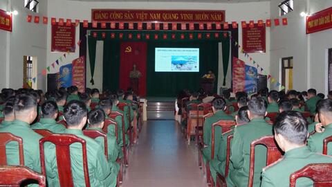 Thành phố Huế định hướng nghề nghiệp và tuyên truyền chính sách học nghề cho Bộ đội xuất ngũ