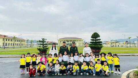 Nhiều hoạt động trải nghiệm giúp học sinh học tập tại Đại đội 20 Trinh sát, Phòng Tham mưu