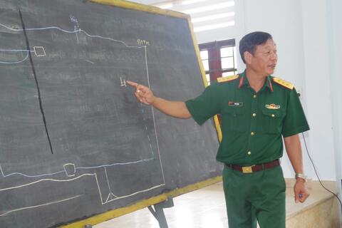 Thừa Thiên Huế: Tập huấn giáo viên huấn luyện cho các đối tượng tham gia diễn tập KVPT tỉnh