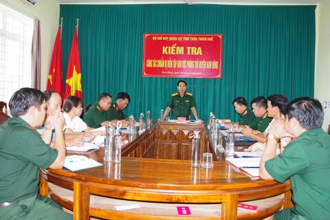 Bộ CHQS tỉnh kiểm tra công tác chuẩn bị diễn tập KVPT huyện Nam Đông
