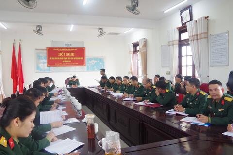 Đảng uỷ, Bộ CHQS tỉnh đối thoại dân chủ tại huyện Quảng Điền