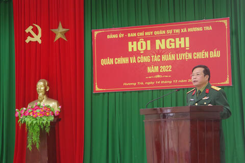 Đảng ủy, Ban CHQS thị xã Hương Trà tổng kết nhiệm vụ QS-QP năm 2022