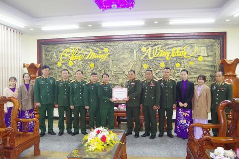 Bộ Chỉ huy Quân sự tỉnh Salavan (Lào) thăm, chúc Tết Bộ Chỉ huy Quân sự tỉnh Thừa Thiên Huế