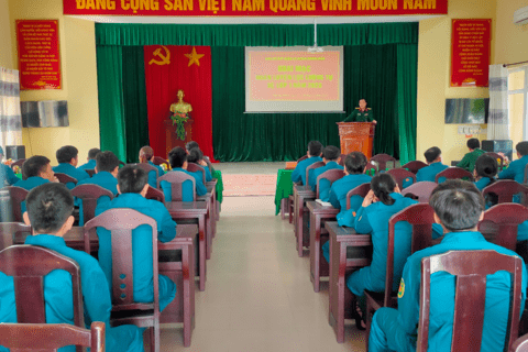 Ban CHQS huyện Phong Điền huấn luyện quân sự, giáo dục chính trị cho lực lượng Tự vệ năm 2023