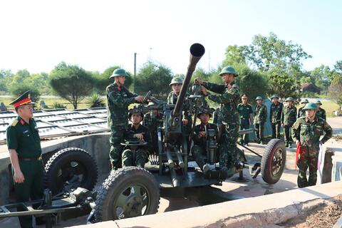 Bộ Chỉ huy Quân sự tỉnh: Kiểm tra thực hiện nhiệm vụ QS-QP tại Ban CHQS huyện Phú Lộc, Phú Vang và Đại đội 594 phòng không
