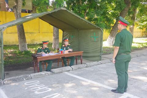 Bộ Chỉ huy Quân sự tỉnh Thừa Thiên Huế kiểm tra huấn luyện tại chức năm 2023