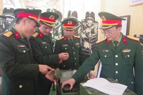 Quân khu 4 kiểm tra công tác chuẩn bị huấn luyện của Bộ CHQS tỉnh năm 2024