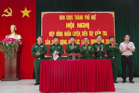 Ban CHQS thành phố Huế: Hiệp đồng huấn  luyện, diễn tập, kiểm tra sẵn sàng động viên lực lượng dự bị động viên năm 2024.