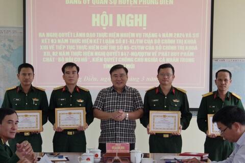 Đảng uỷ Quân sự huyện Phong Điền: Sơ kết việc học tập và làm theo tư tưởng, đạo đức, phong cách Hồ Chí Minh