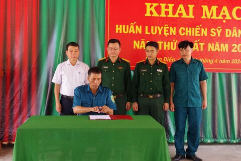 Huyện Phong Điền: Khai mạc huấn luyện dân quân năm thứ nhất lớp 2 năm 2024