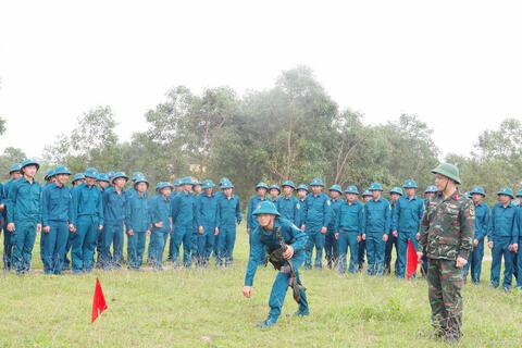 Ban CHQS huyện Phong Điền huấn luyện Dân quân năm thứ nhất _  Chú trọng chất lượng, hiệu quả, sát thực tế