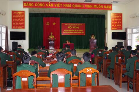 Đảng ủy, Bộ CHQS tỉnh: Đối thoại dân chủ với cán bộ Sĩ quan, Quân nhân chuyên nghiệp Ban CHQS huyện Nam Đông