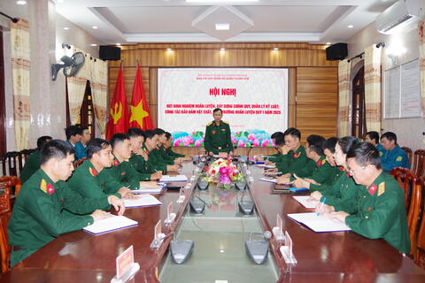 Ban CHQS quận Thuận Hoá: Hội nghị rút kinh nghiệm nhiệm vụ huấn luyện; xây dựng chính quy, quản lý kỷ luật