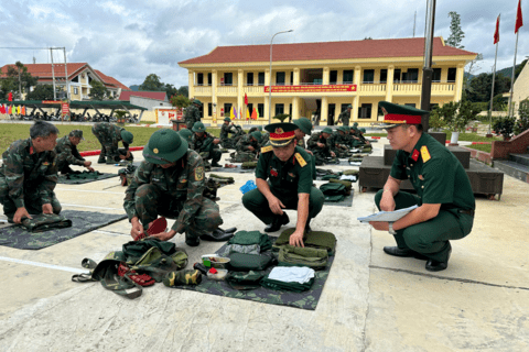 Ban Chỉ huy Phòng thủ Khu vực 2 - A Lưới 2: Tổ chức luyện tập chuyển trạng thái SSCĐ