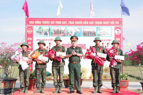 Trung đoàn 6 “Đổi mới công tác tuyên truyền miệng và hoạt động báo cáo viên trong Quân đội nhân dân Việt Nam đến năm 2025 và những năm tiếp theo”