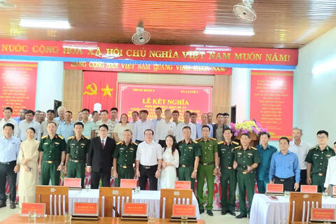 Trung đoàn 6 kết nghĩa và phối hợp triển khai thực hiện Đề án cao chất lượng, hiệu quả công tác dân vận với xã A Lưới 3