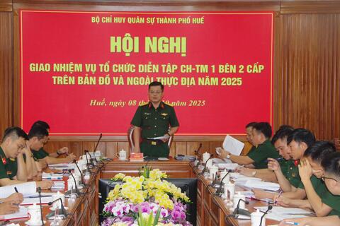 Bộ CHQS thành phố: Giao nhiệm vụ diễn tập Chỉ huy tham mưu 1 bên 2 cấp năm 2025