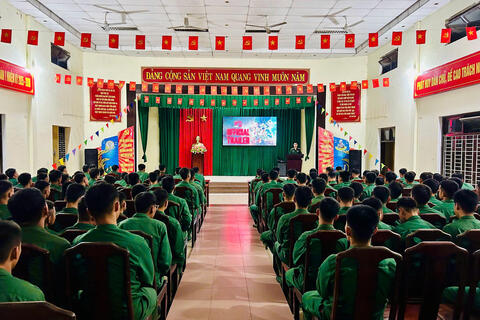 Tiểu đoàn BB1 - Trung đoàn 6 lan toả truyền thống yêu nước, tinh thần bất khuất thông qua bộ phim điện ảnh "Mưa đỏ"