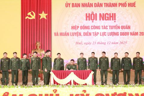 Thành phố Huế hiệp đồng công tác tuyển quân và huấn luyện dự bị động viên năm 2026