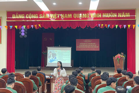 Tư vấn hướng nghiệp, giáo dục nghề nghiệp và giới thiệu việc làm cho quân nhân sắp hoàn thành NVQS