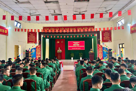 Trung đoàn 6 đối thoại dân chủ với Hạ sĩ quan, chiến sĩ chuẩn bị xuất ngũ năm 2026