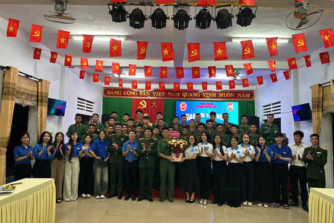 Tiểu đoàn Tăng Thiết giáp 3 tổ chức đêm "Giao lưu chia tay chiến sĩ xuất ngũ năm 2026"