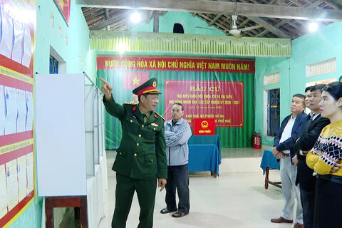 Đoàn công tác số 2 Ủy ban bầu cử thành phố kiểm tra bảo đảm an ninh, trật tự và an toàn xã hội cuộc bầu cử