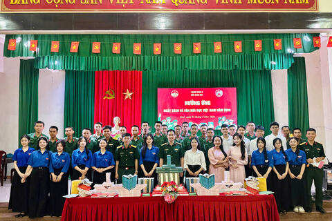 Trung đoàn 6 - Sôi nổi các hoạt động hưởng ứng Ngày sách và Văn hóa đọc Việt Nam lần thứ 5 năm 2026