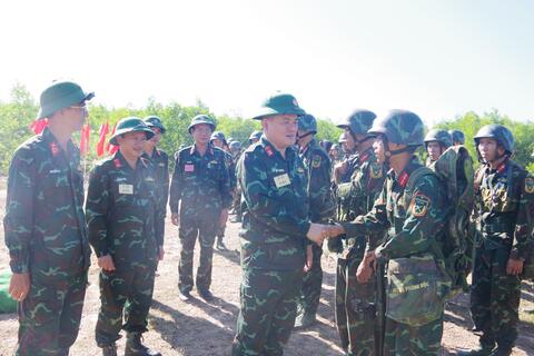 Trung đoàn 6 - Bộ CHQS Thành phố Huế diễn tập chiến thuật có bắn đạn thật cấp Trung đội năm 2026