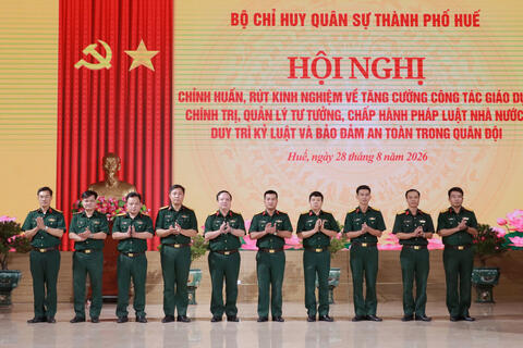 Bộ CHQS thành phố hội nghị chỉnh huấn, rút kinh nghiệm công tác giáo dục chính trị, quản lý tư tưởng, chấp hành pháp luật nhà nước, duy trì kỷ luật và bảo đảm an toàn trong Quân đội