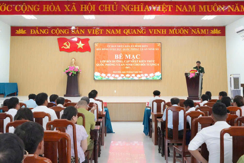Hội đồng Giáo dục Quốc phòng và An ninh xã Bình Điền bế mạc Lớp Bồi dưỡng kiến thức quốc phòng và an ninh năm 2026