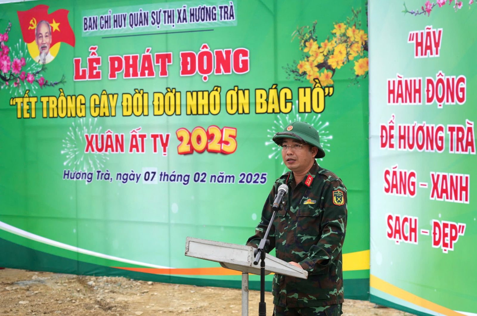 Ban CHQS thị xã Hương Trà phát động tết trồng cây " Đời đời nhớ ơn Bác Hồ"