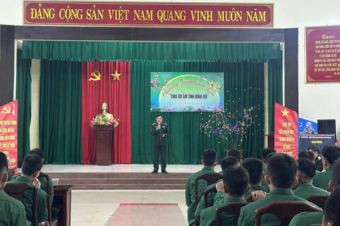 Đoàn cơ sở Trung đoàn 6 tổ chức Chương trình giao lưu “Chia tay ấm tình đồng đội”