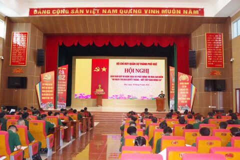 Lực lượng vũ trang thành phố quyết tâm hoàn thành xuất sắc nhiệm vụ trong những tháng cuối năm 2026