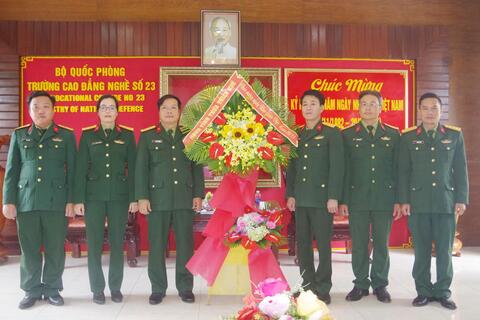Bộ CHQS tỉnh chúc mừng ngày Nhà giáo Việt Nam 20-11