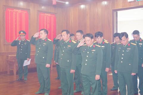 Bộ CHQS thành phố Huế dâng hương tưởng nhớ Chủ tịch Hồ Chí Minh, Đại tướng Nguyễn Chí Thanh, Đại tướng Lê Đức Anh