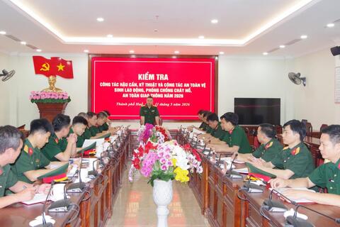 Quân khu 4 kiểm tra công tác hậu cần, kỹ thuật tại Bộ CHQS thành phố Huế